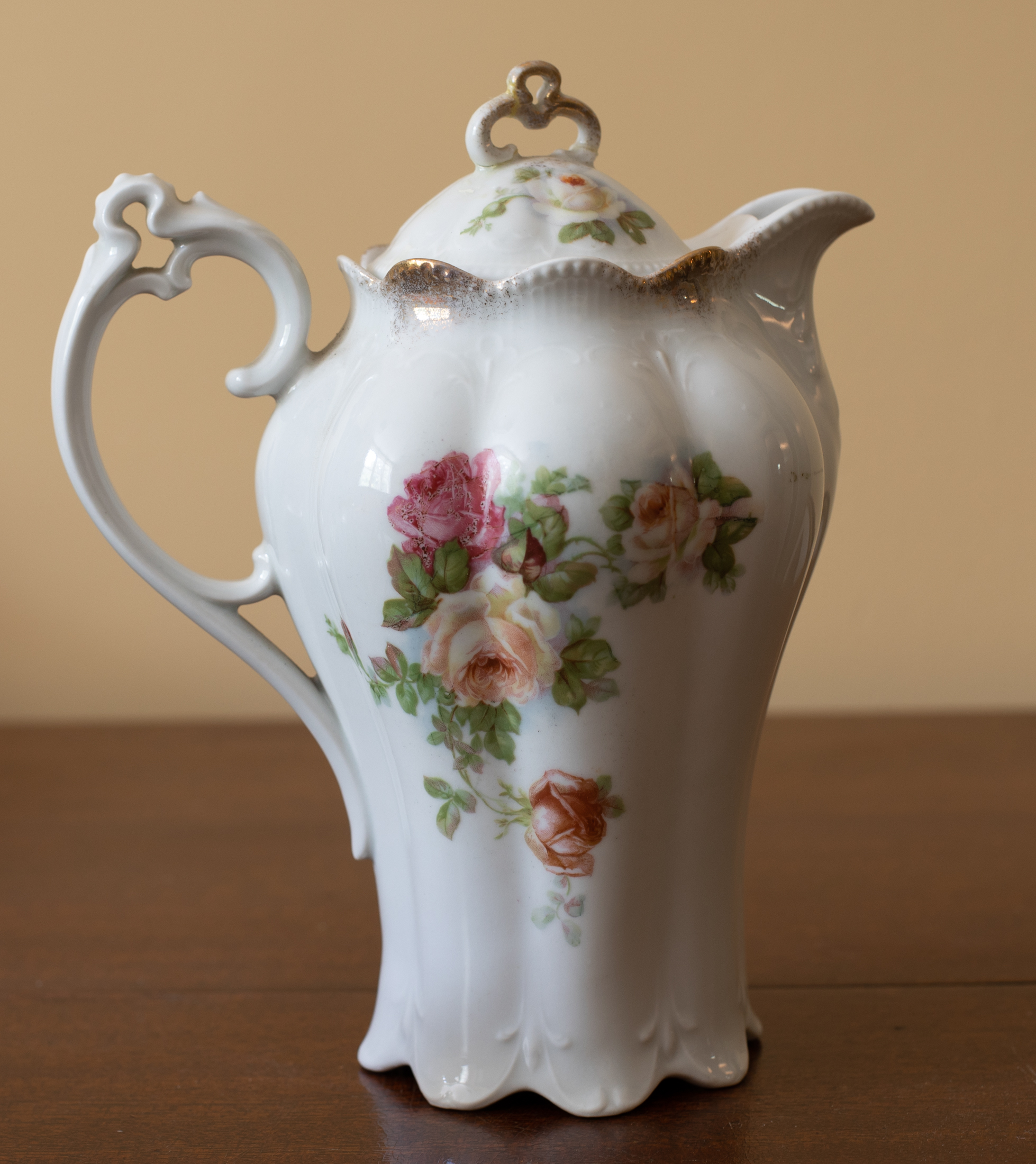 Chocolate pot