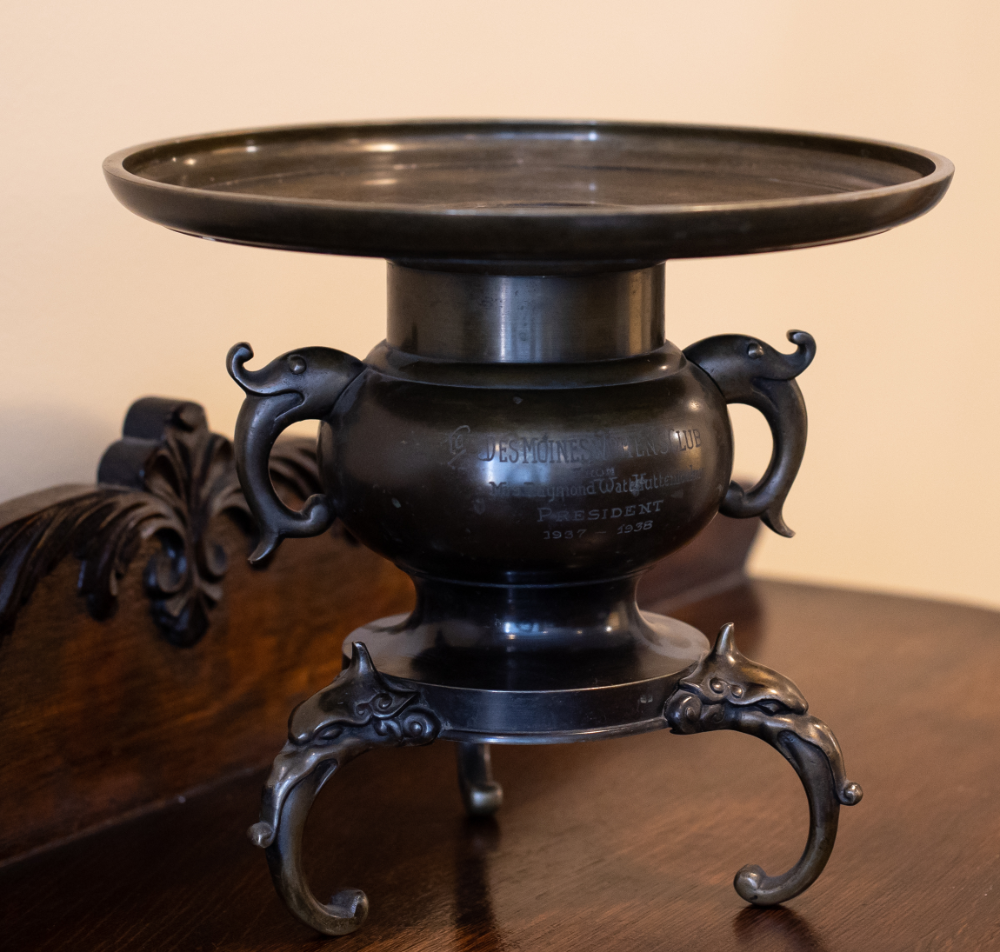 Bronze Stand