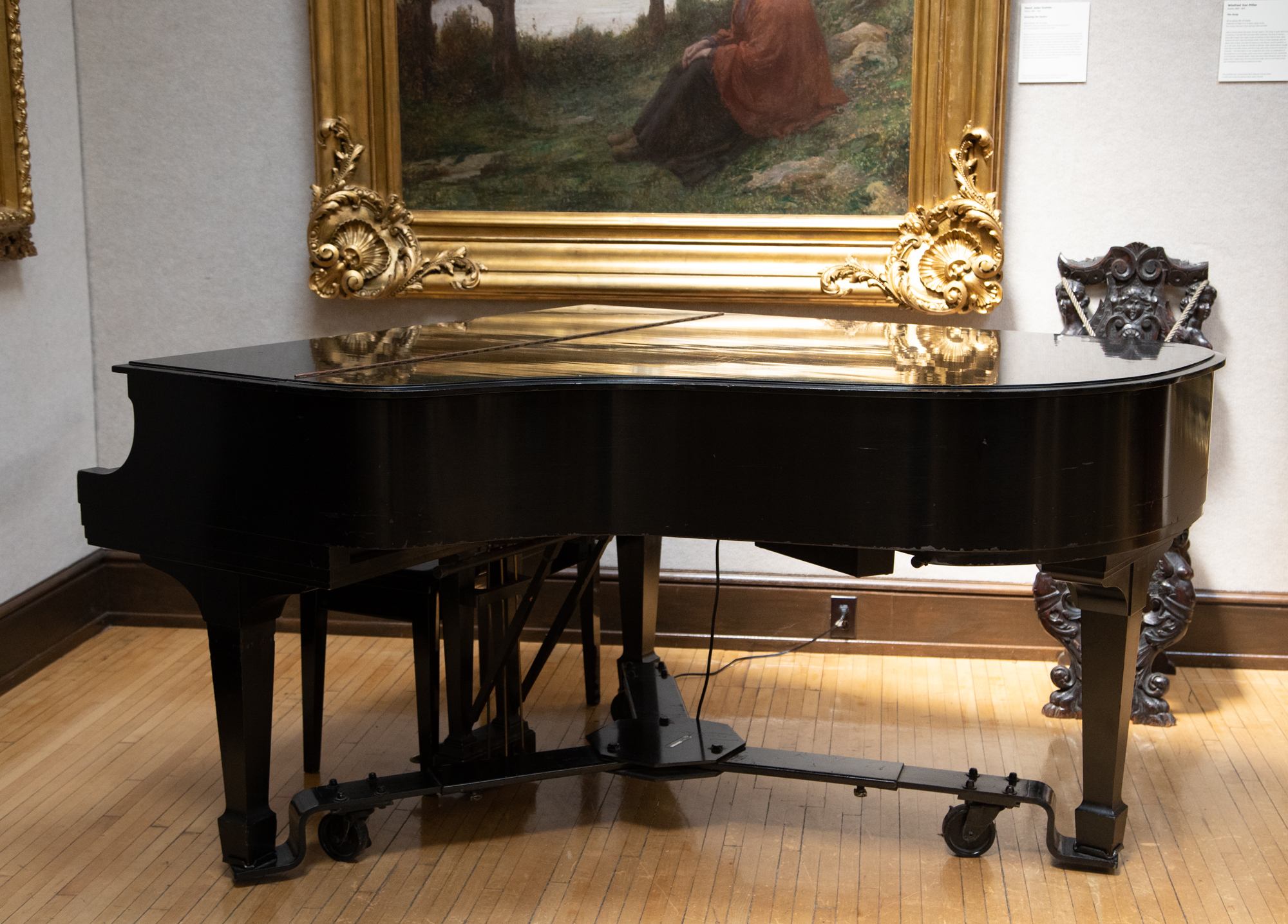 Piano byersroom