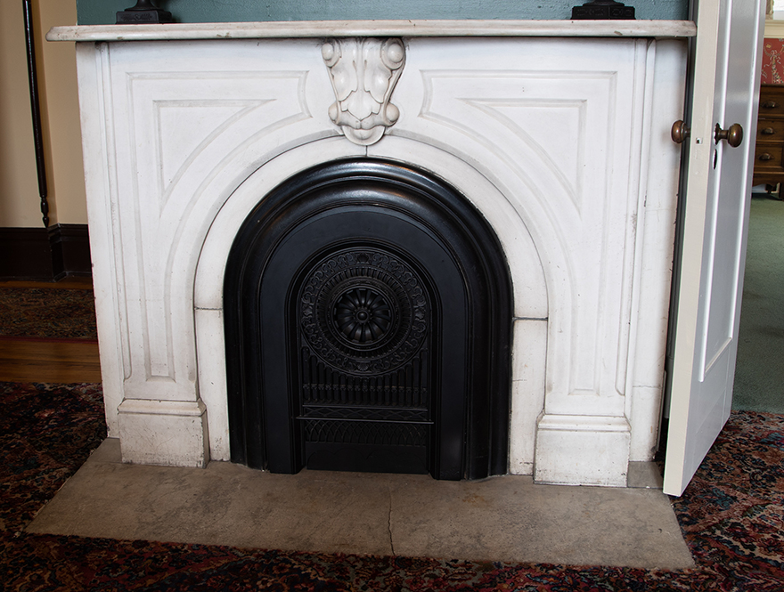 Deets room fireplace