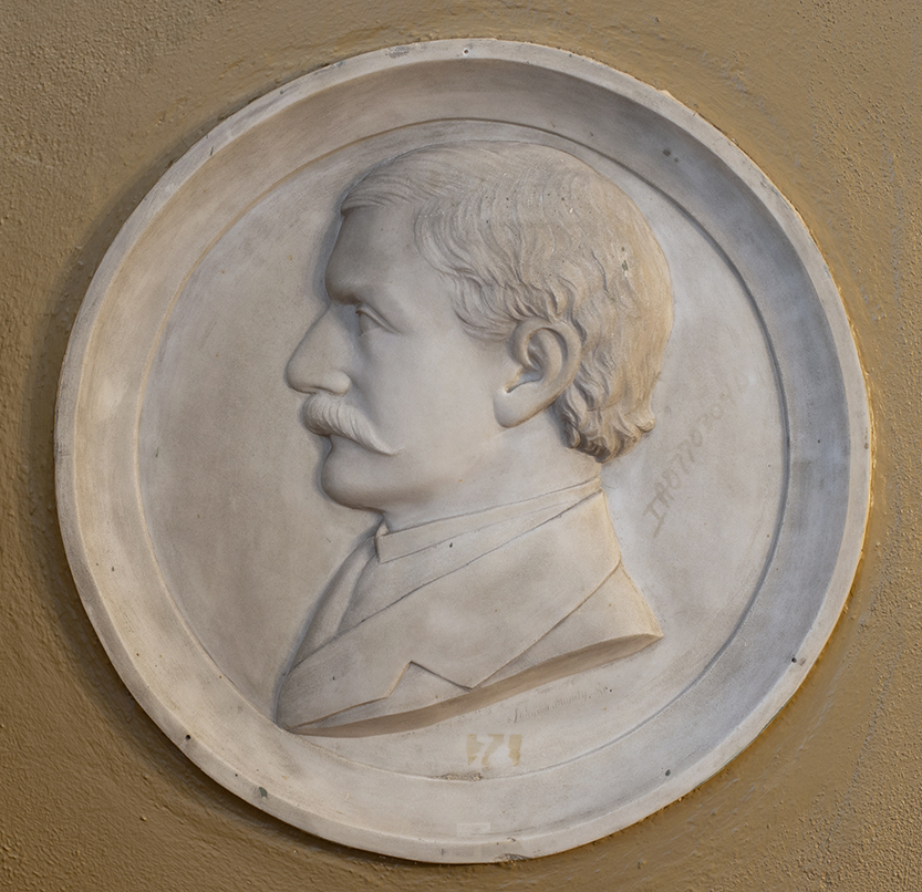Mundy relief