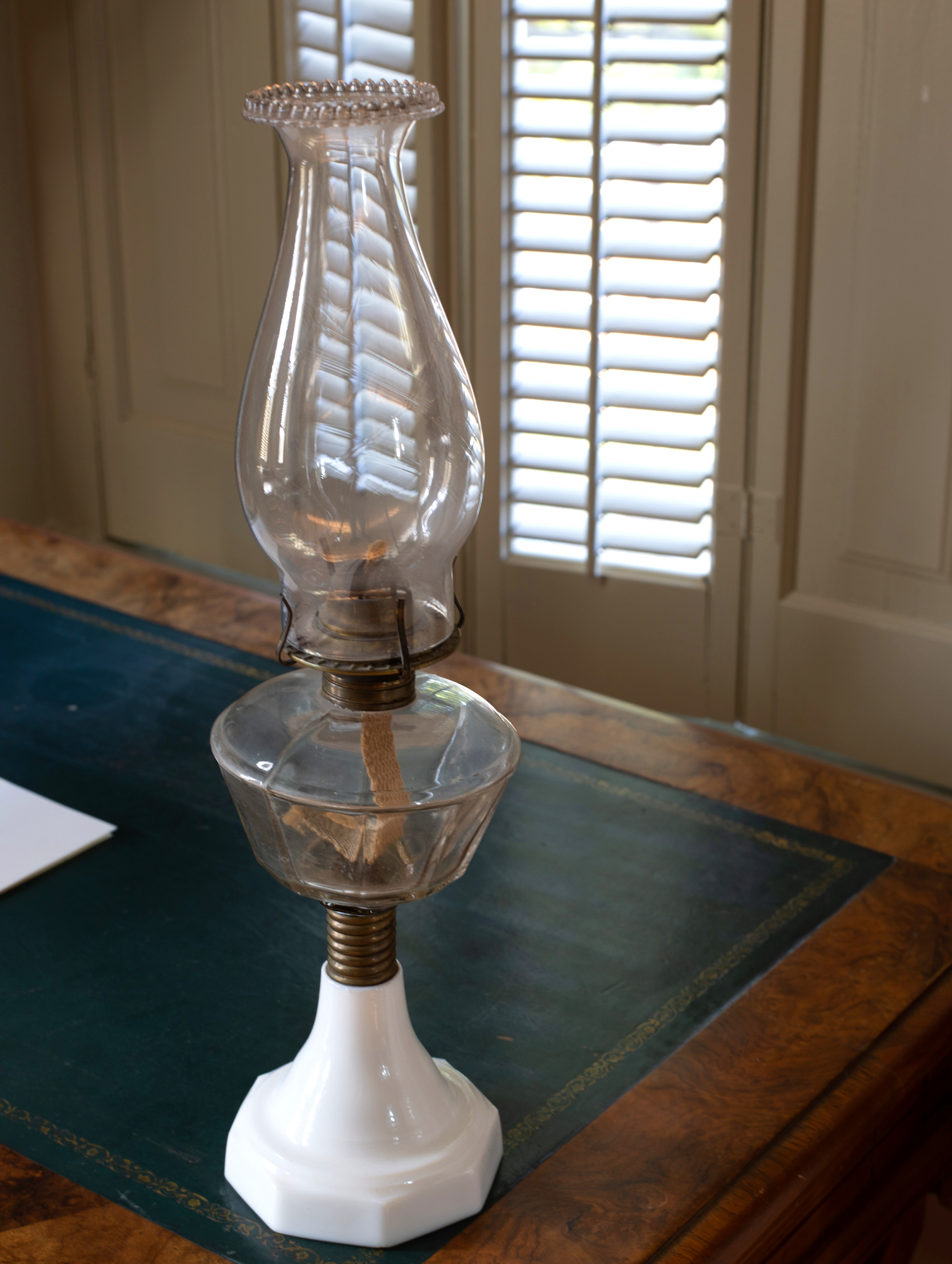 Oil lamp